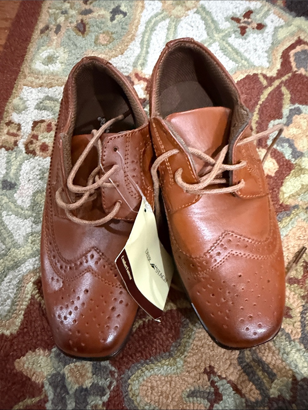 Men's Brown Leather Wingtip Dress Shoes